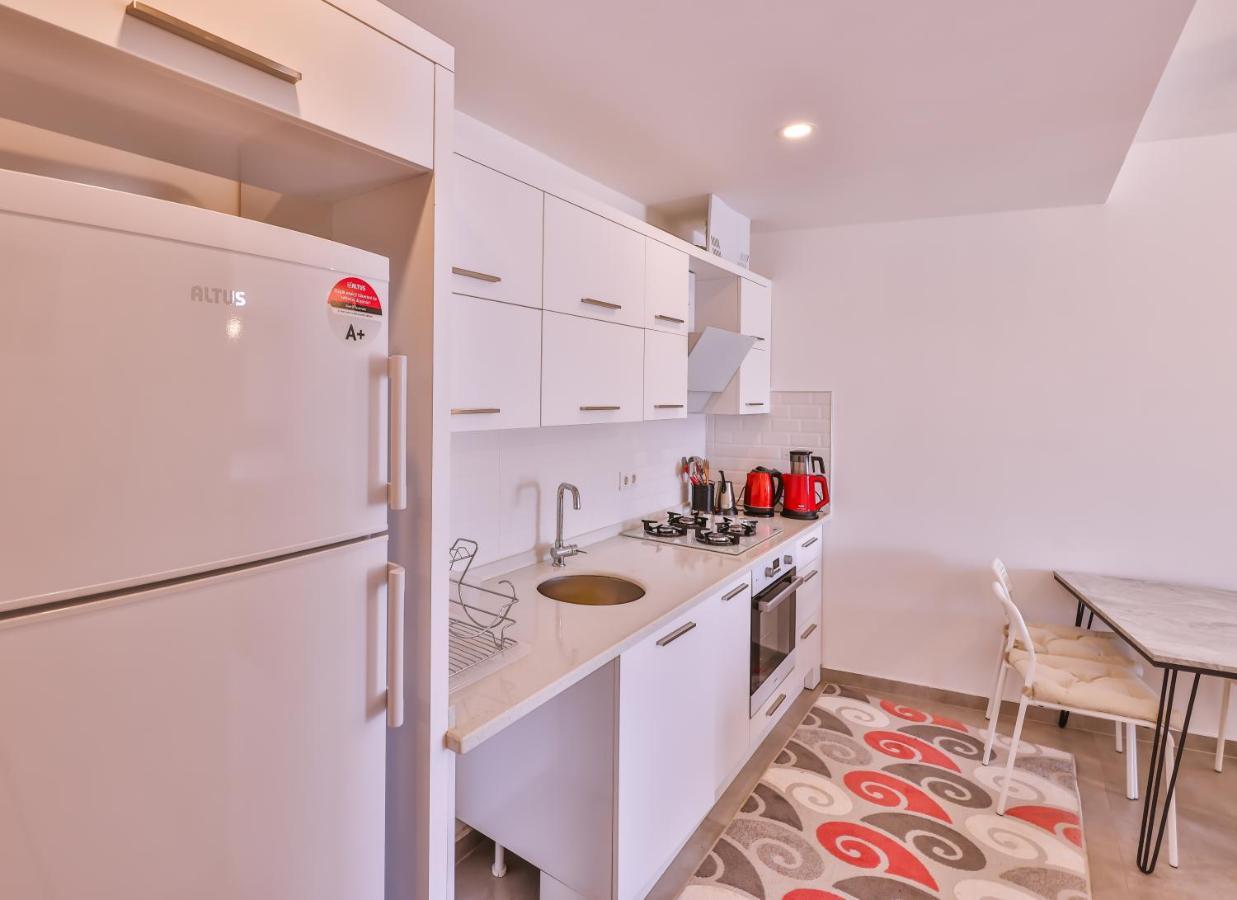 Goekyuezue Suit Apart Kaş Ngoại thất bức ảnh