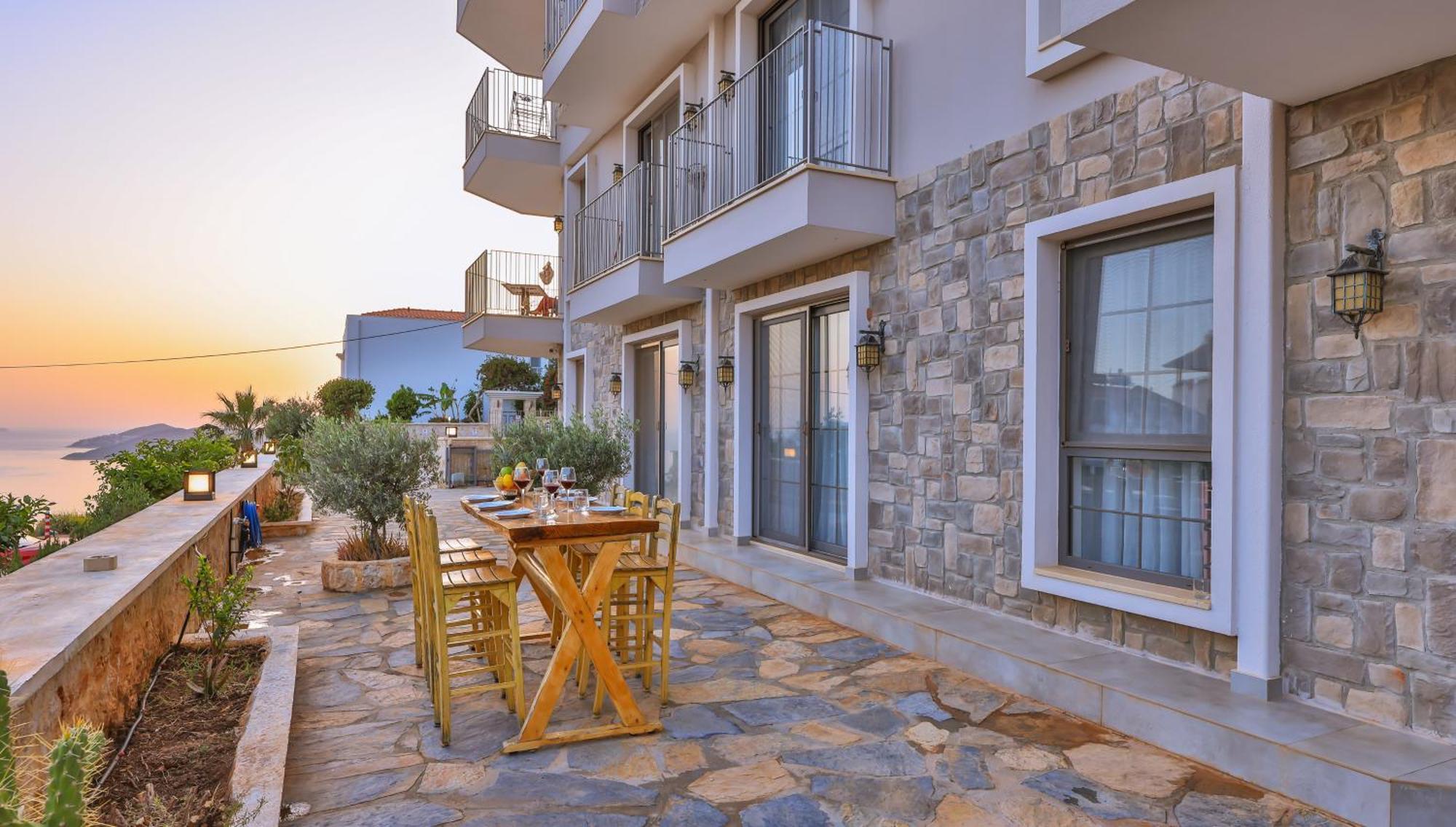 Goekyuezue Suit Apart Kaş Ngoại thất bức ảnh
